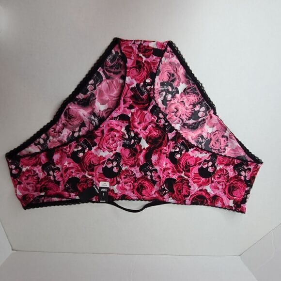 5X 28W Torrid Pink Skull Roses Hipster Panty Goth Lingerie Open Cage Back Lace t - Picture 2 of 8